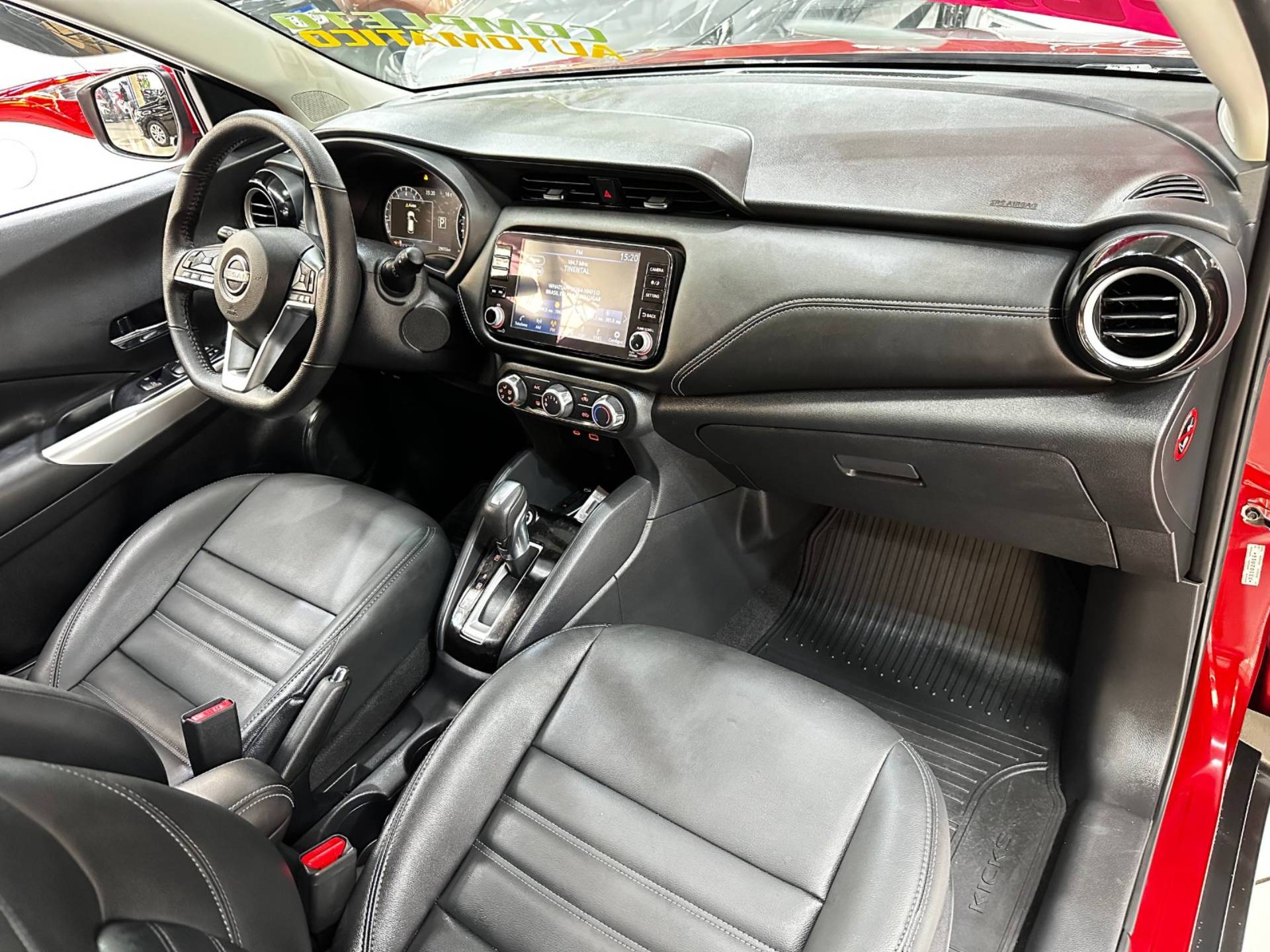 NISSAN KICKS