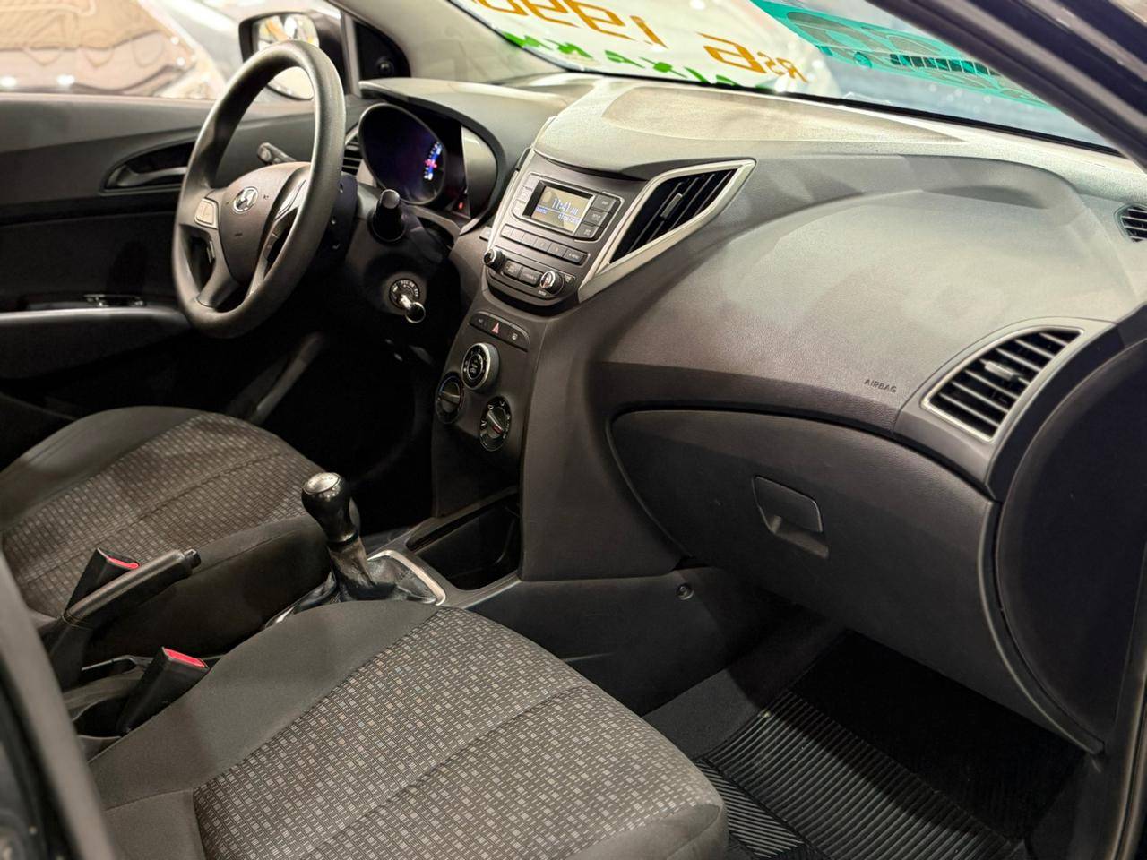 HYUNDAI HB20