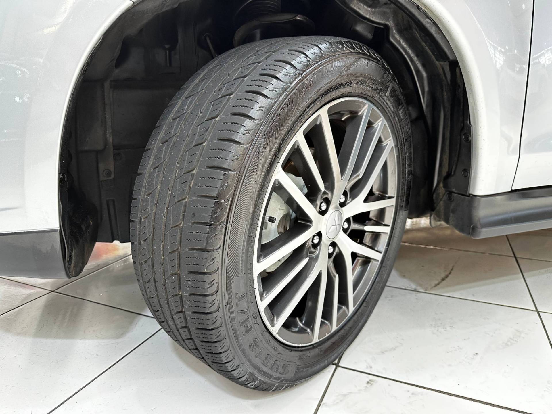 MITSUBISHI ASX