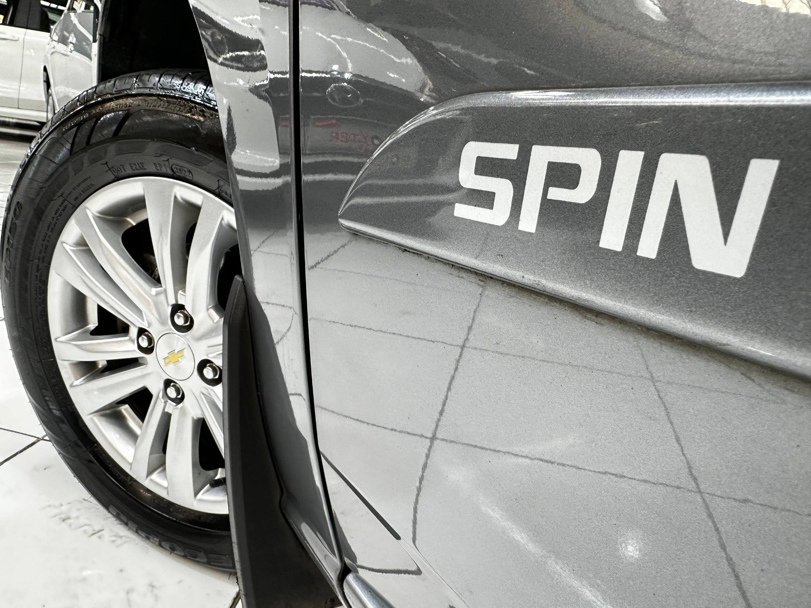 CHEVROLET SPIN