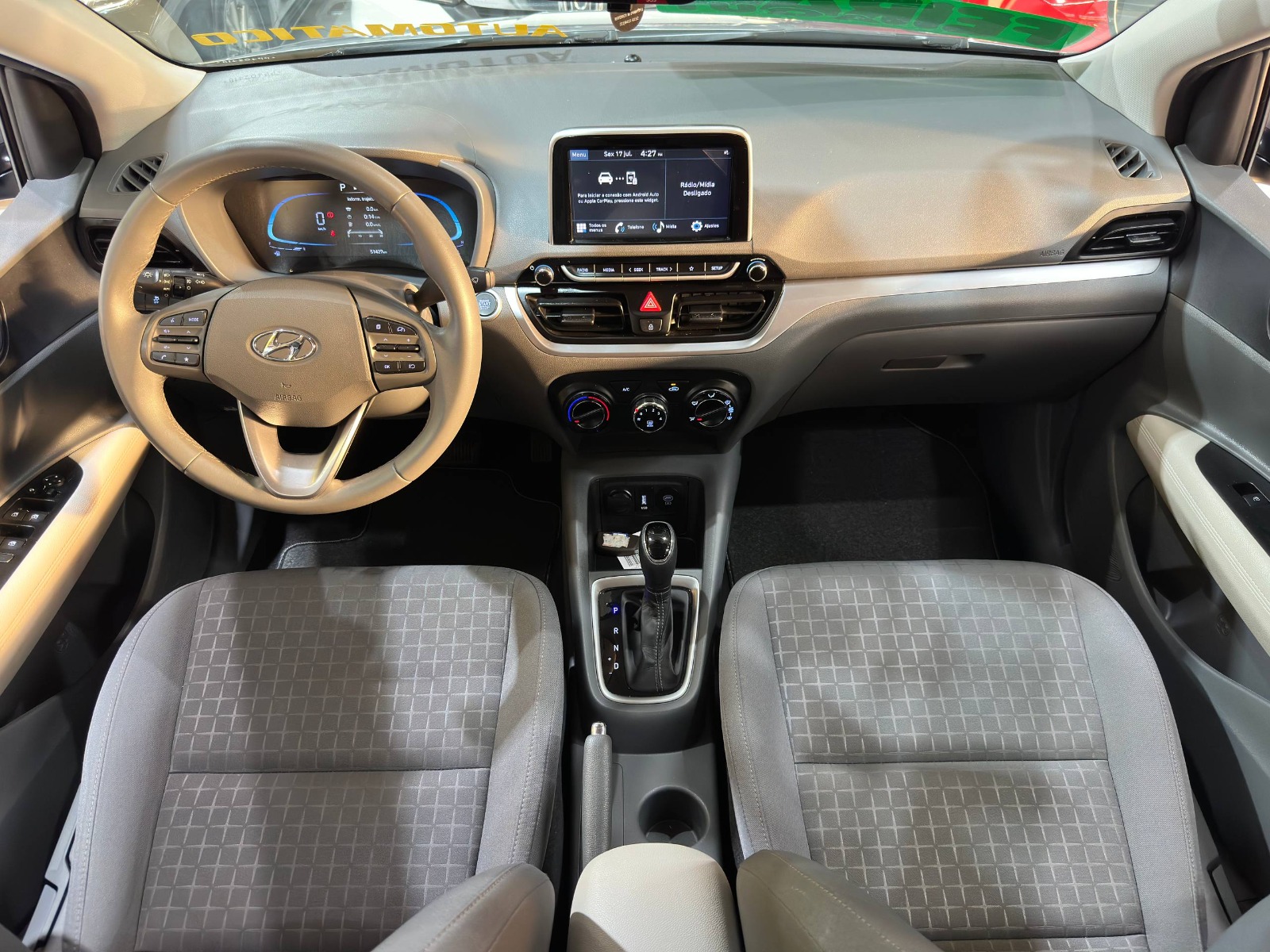 HYUNDAI HB20S