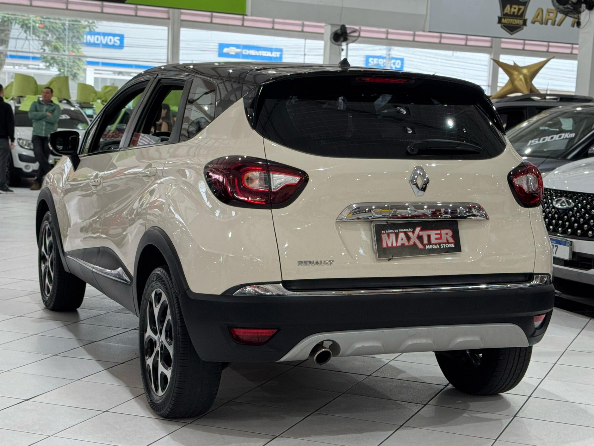 RENAULT CAPTUR