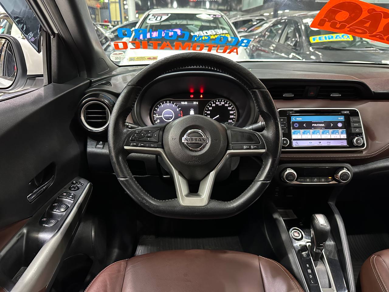 NISSAN KICKS