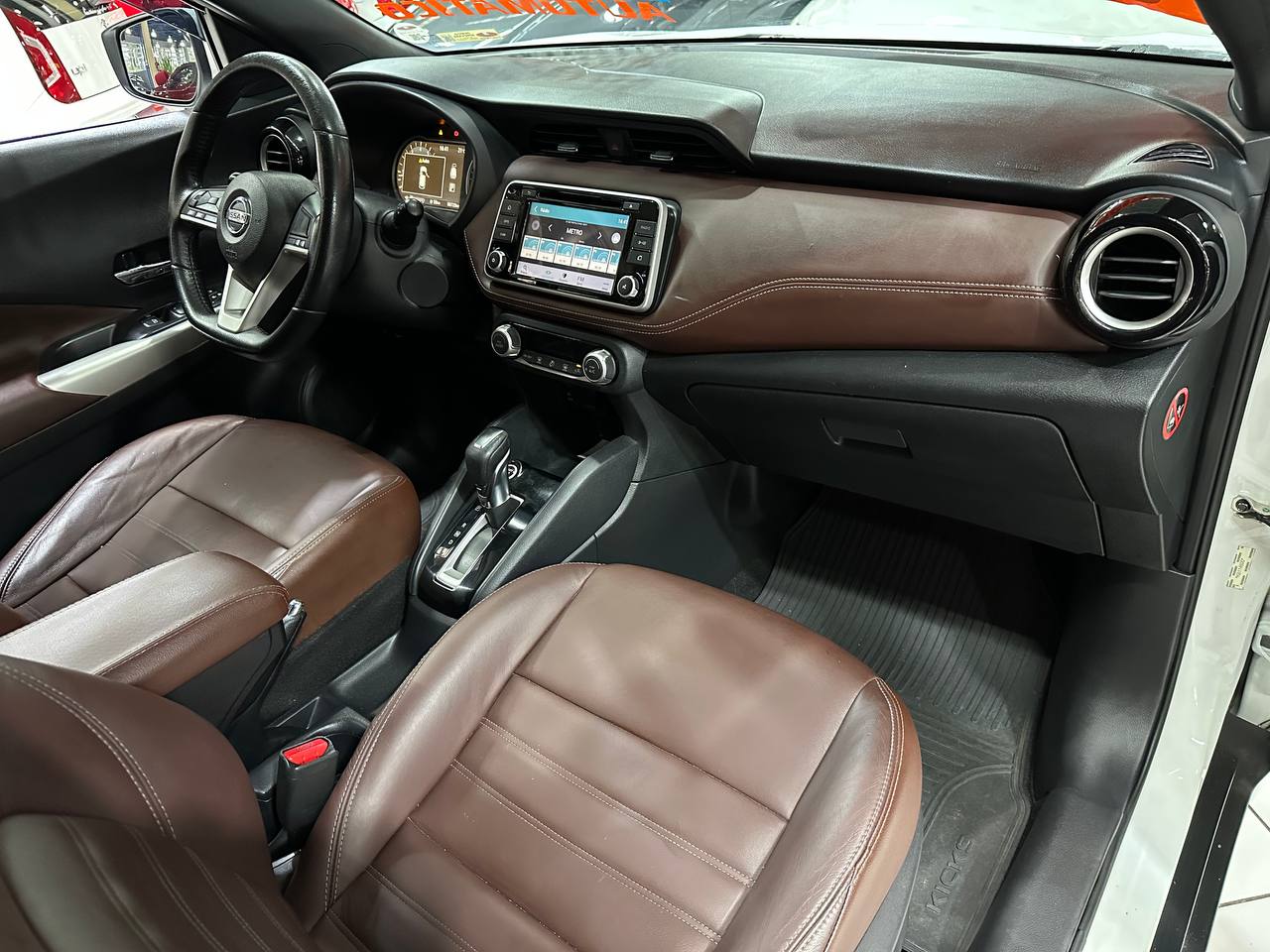 NISSAN KICKS