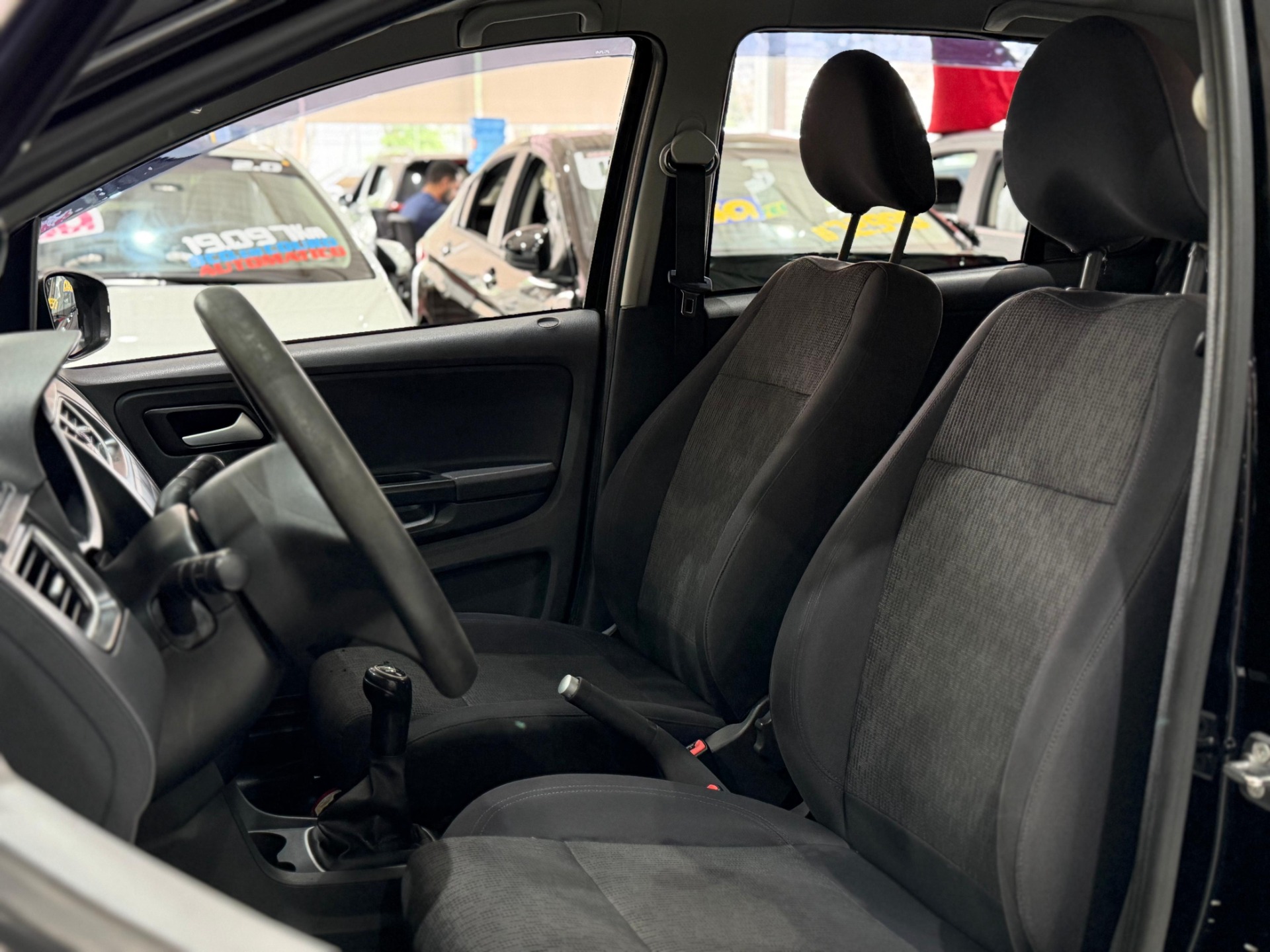 VOLKSWAGEN FOX