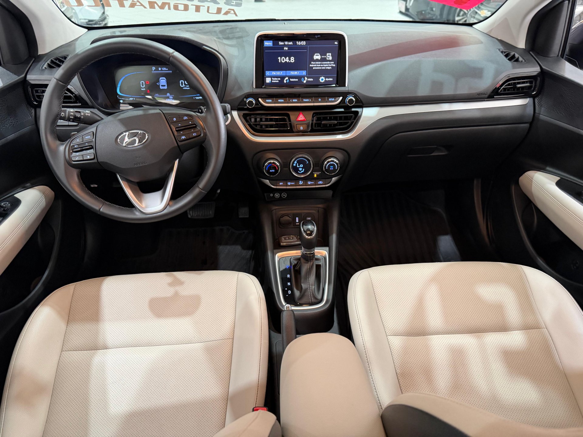 HYUNDAI HB20