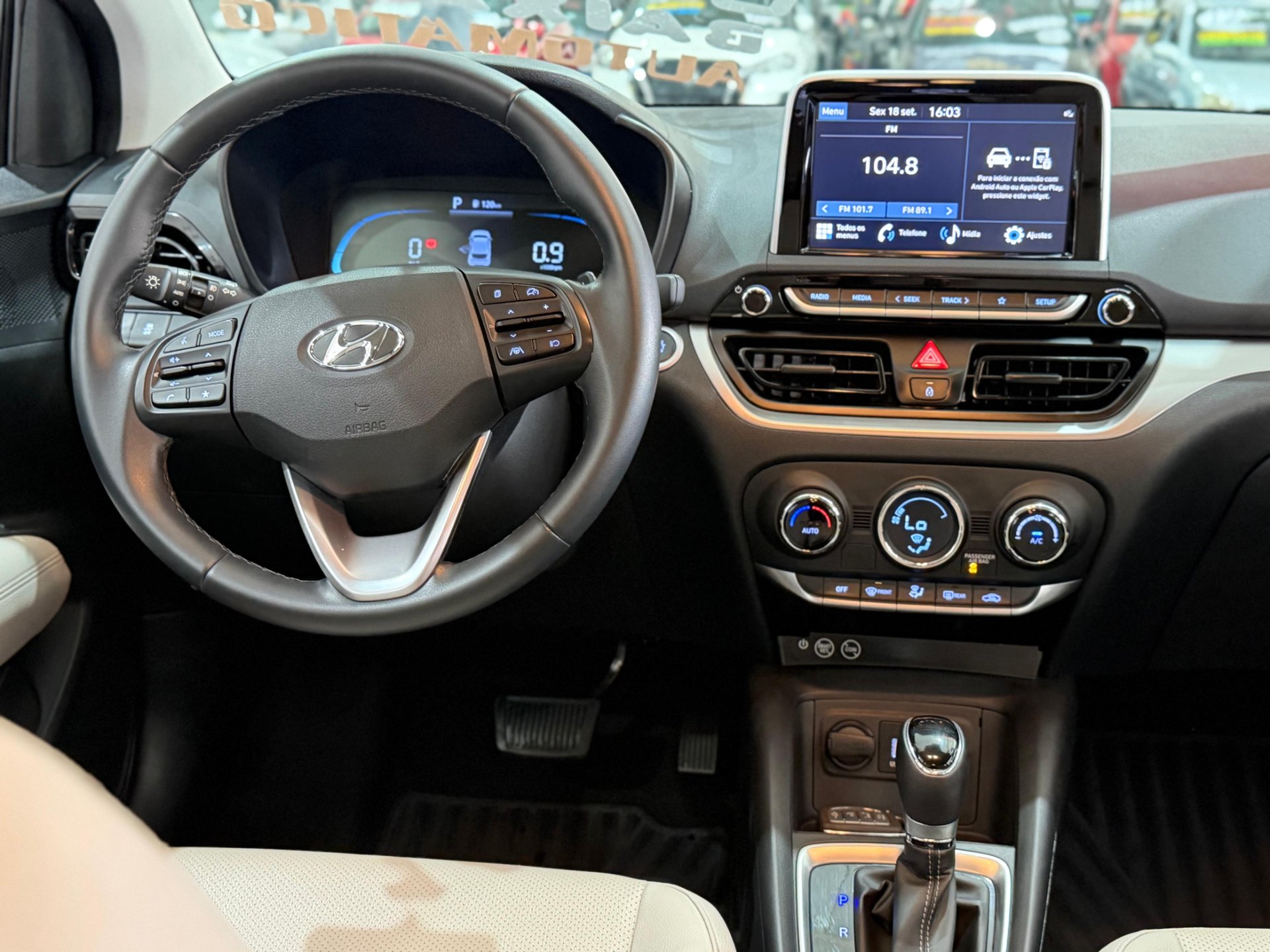 HYUNDAI HB20