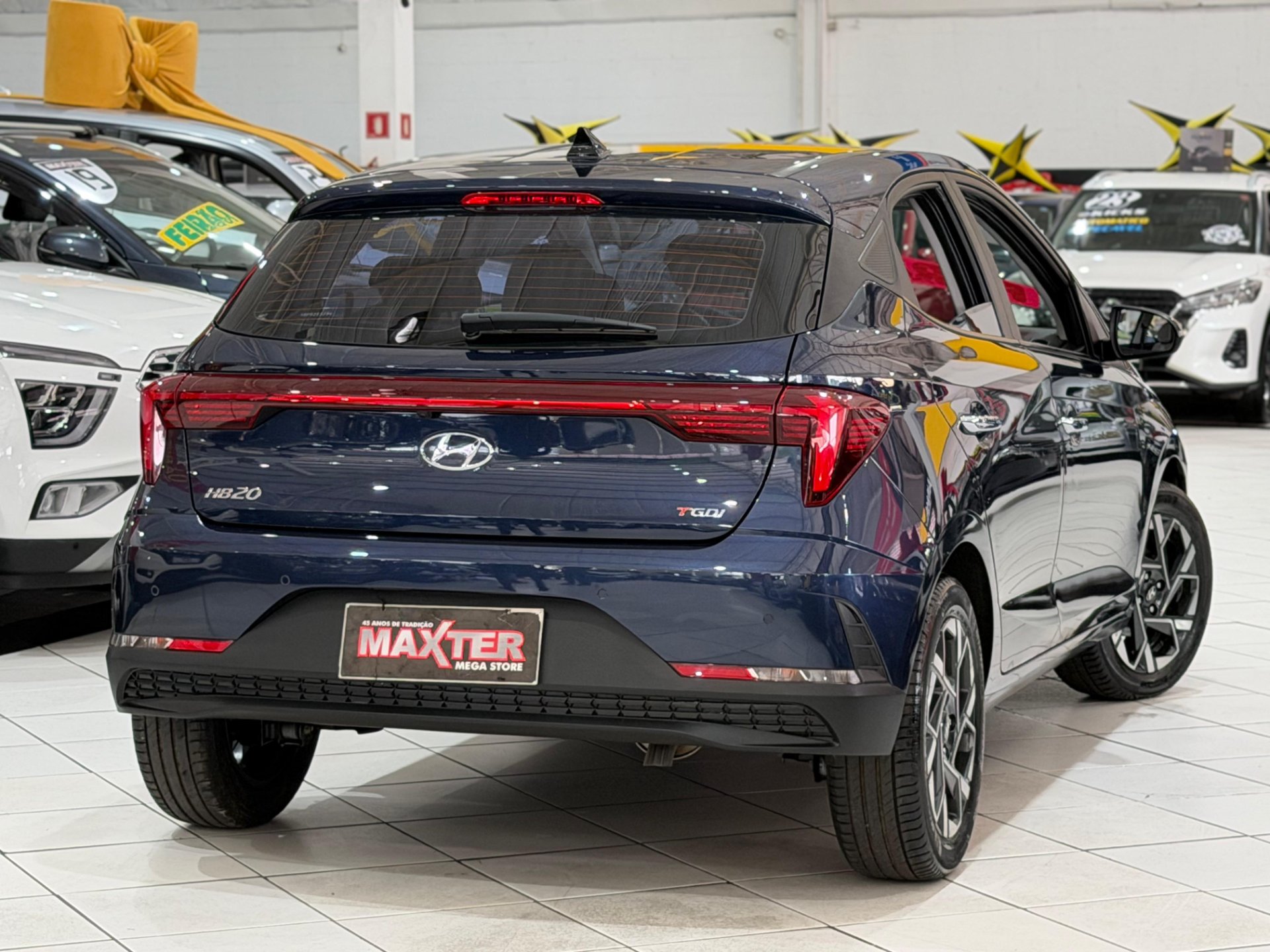 HYUNDAI HB20