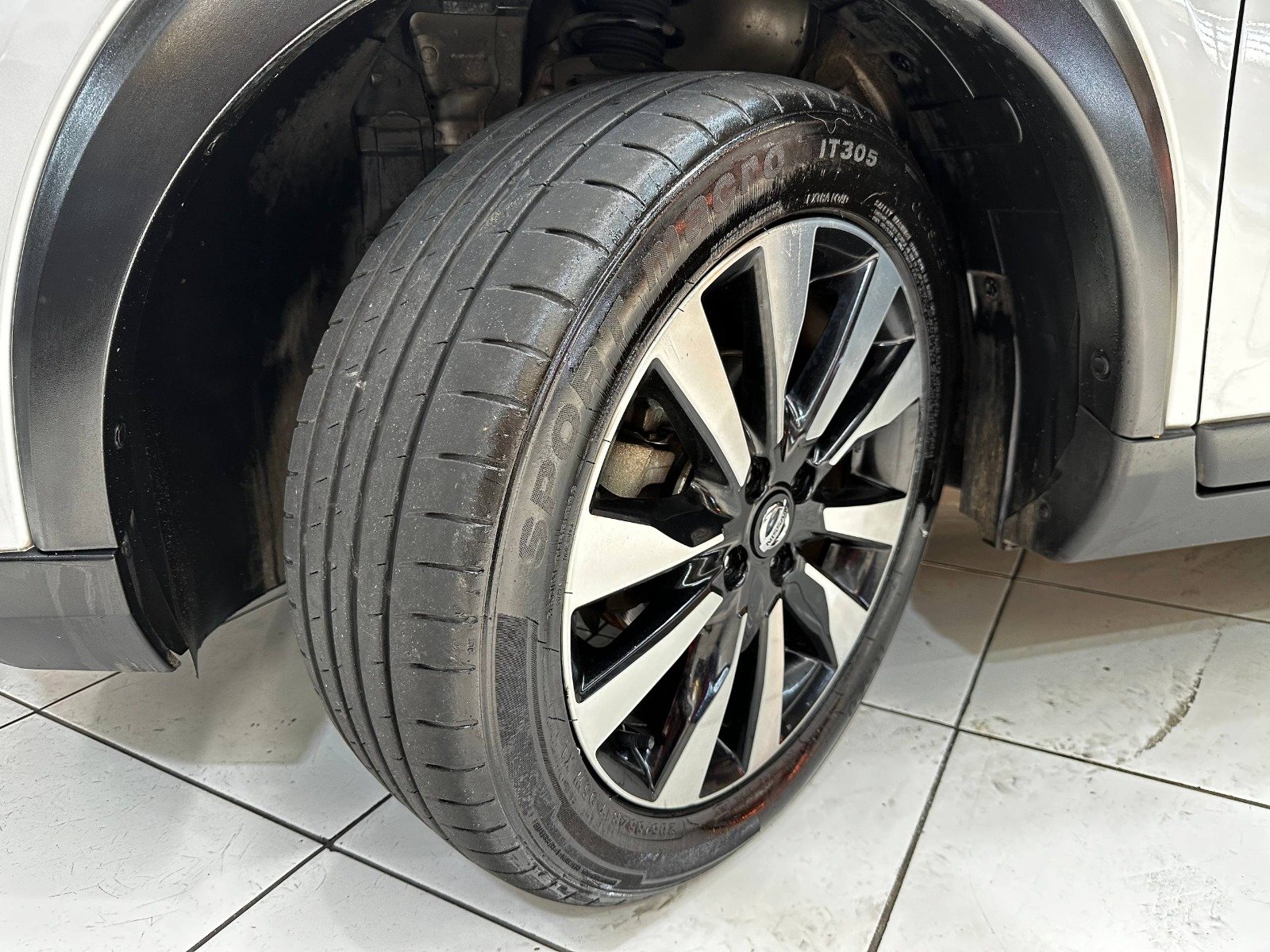NISSAN KICKS