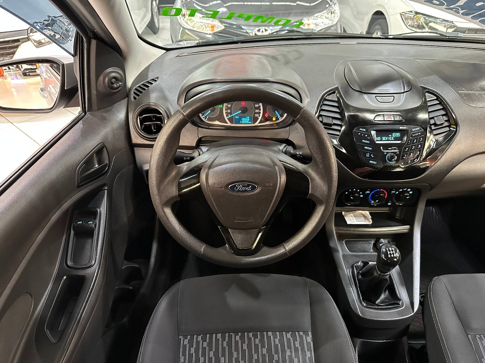 FORD KA