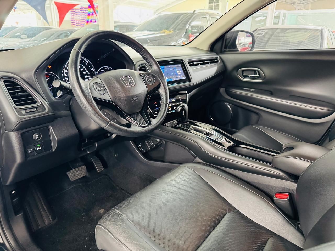 Car Image 10