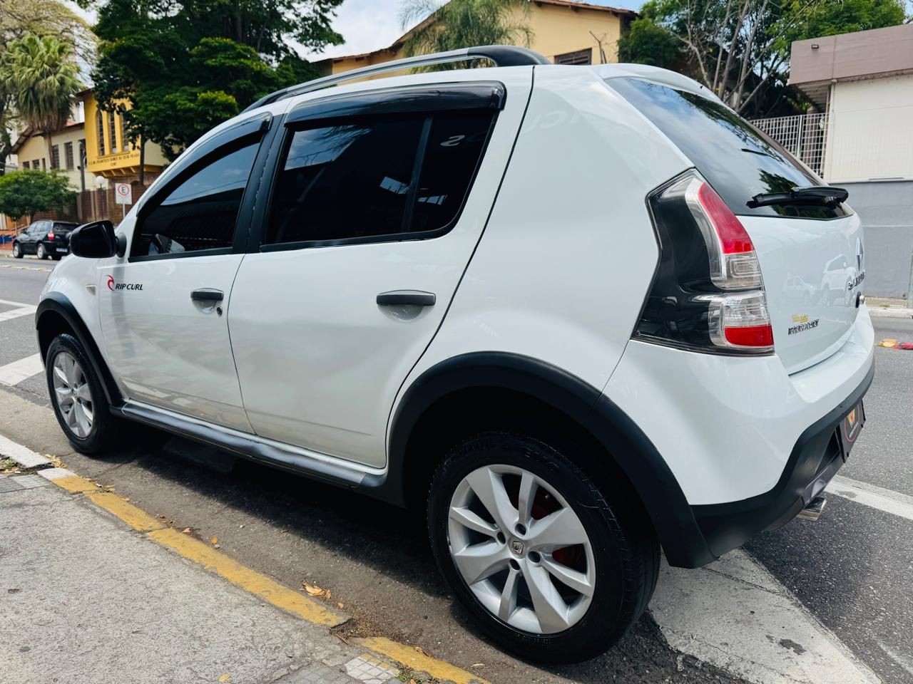 SANDERO 1.6 SL STEPWAY RIP CURL 16V