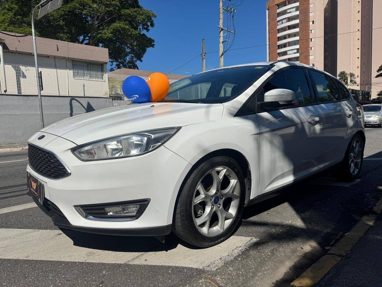 FORD FOCUS