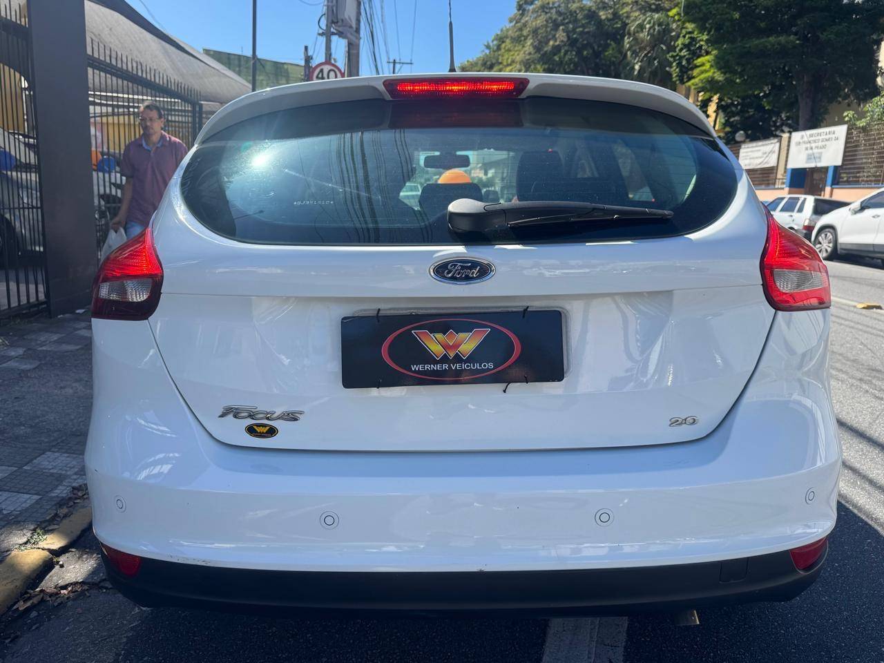 FORD FOCUS