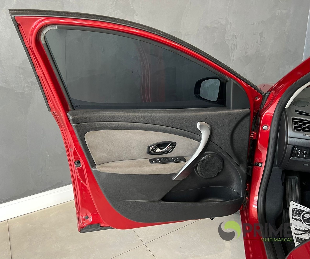 Car Image 8