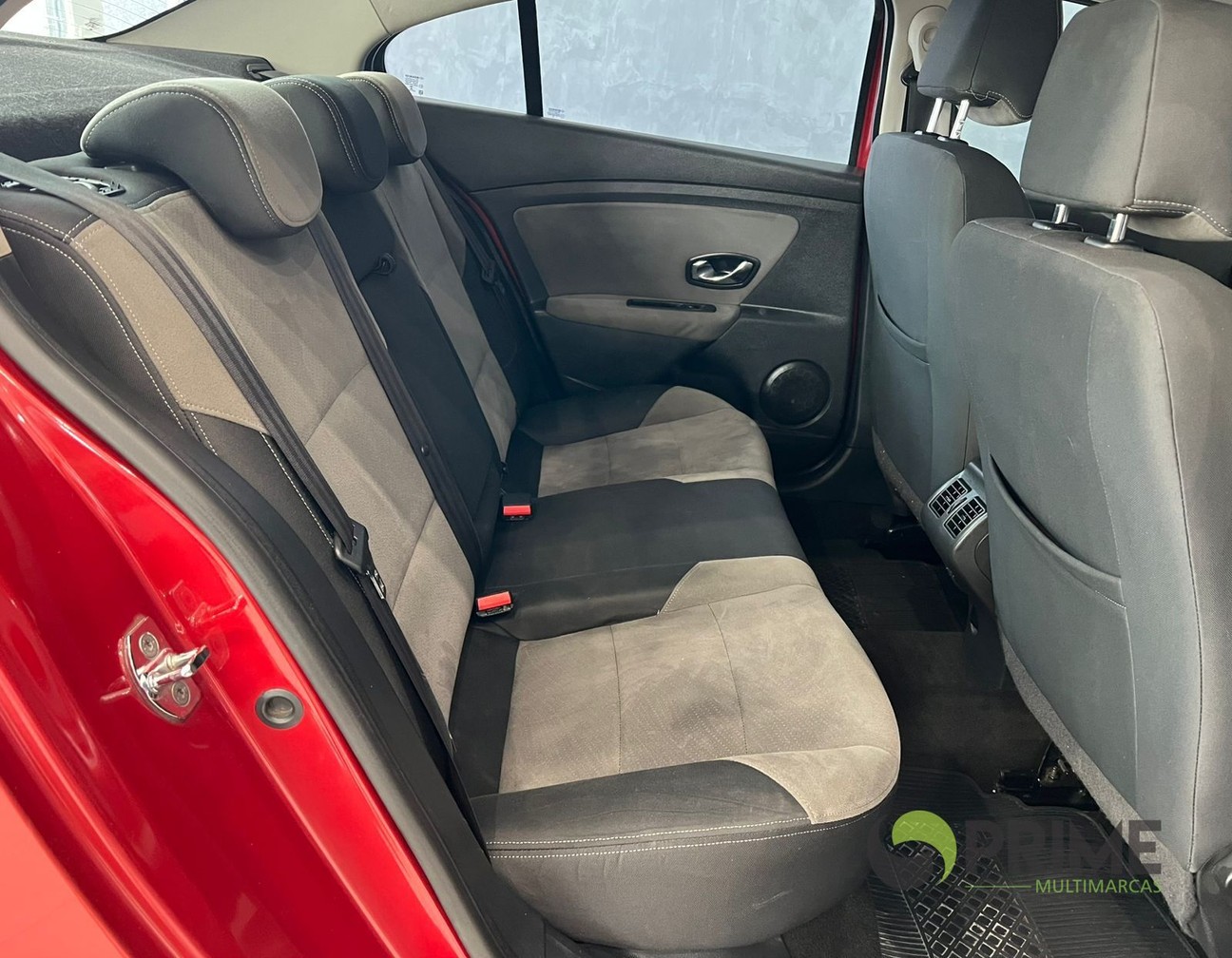 Car Image 14