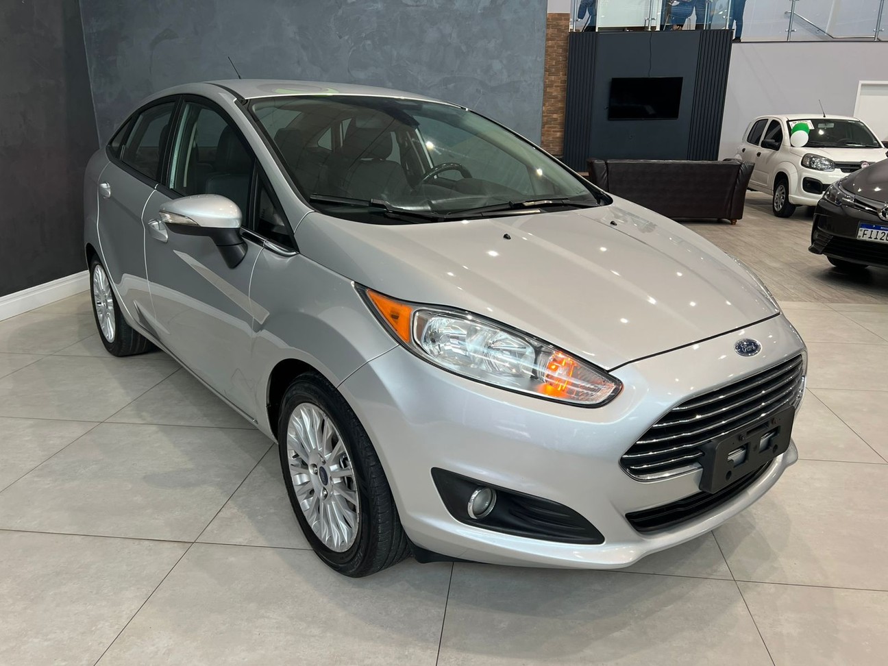 FORD FIESTA 1.6 TITANIUM SEDAN 16V