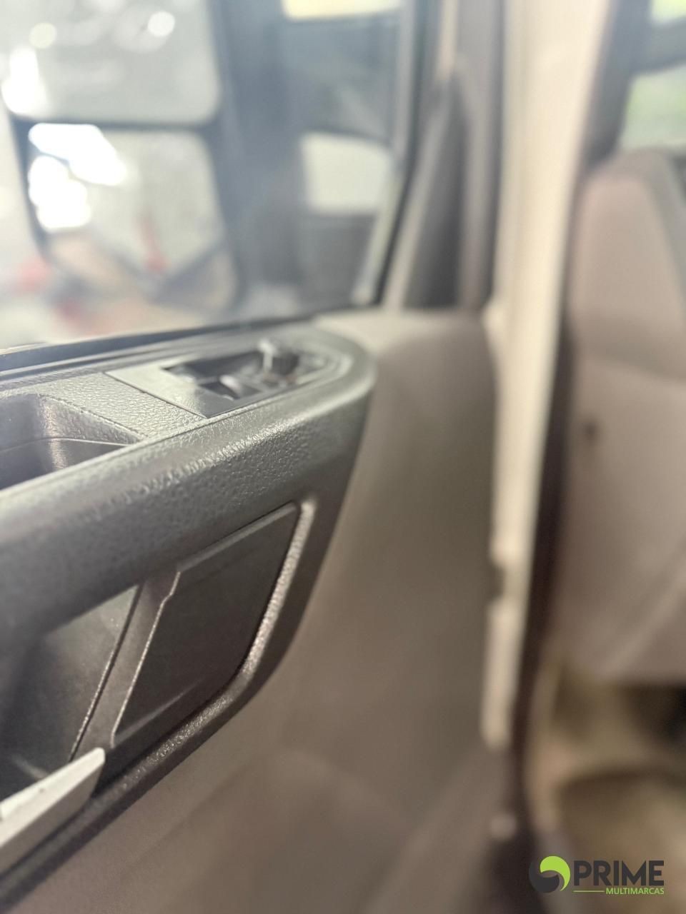 VOLKSWAGEN DELIVERY EXPRESS 2.8 TURBO CHASSI 4X2