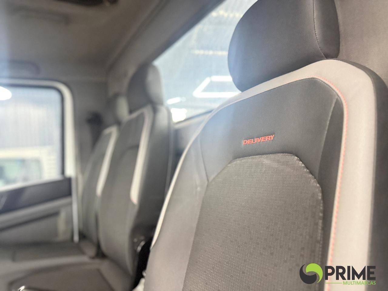 VOLKSWAGEN DELIVERY EXPRESS 2.8 TURBO CHASSI 4X2