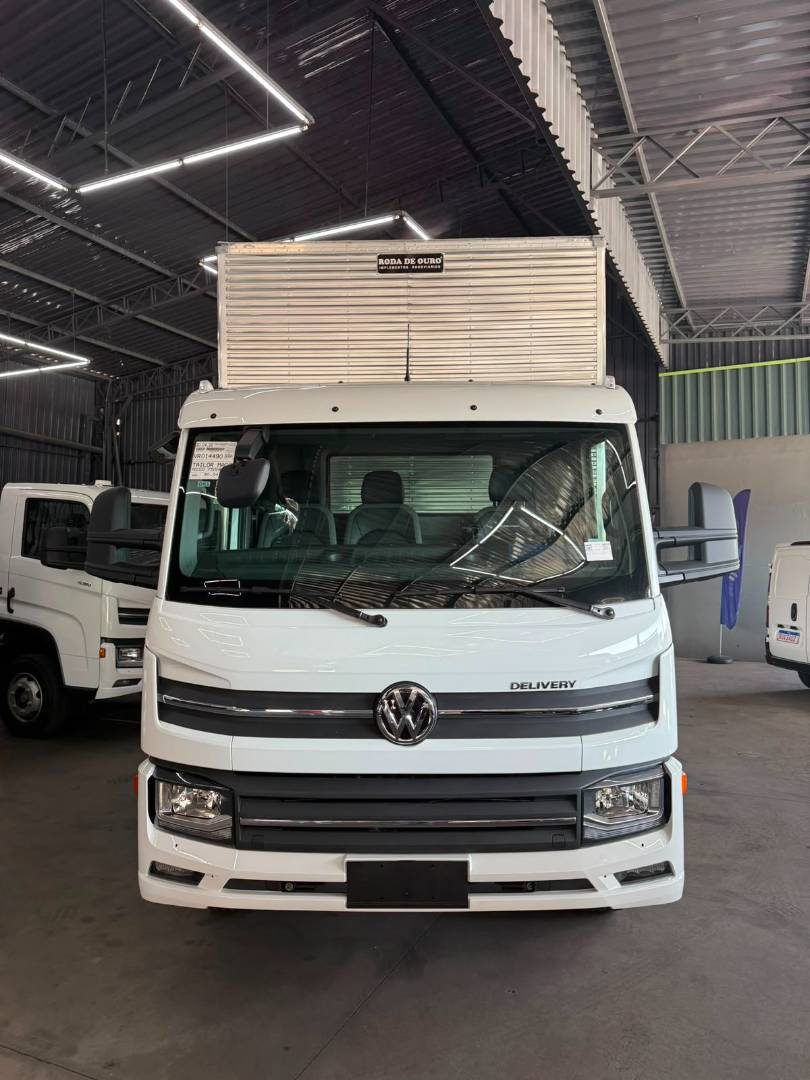 Foto de VOLKSWAGEN VW 11.180 2027