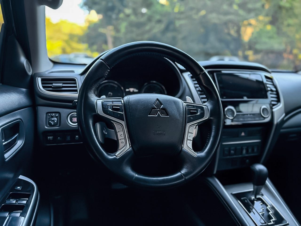 MITSUBISHI L200 TRITON