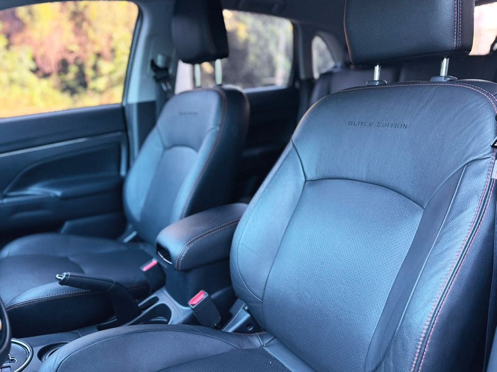 MITSUBISHI OUTLANDER SPORT