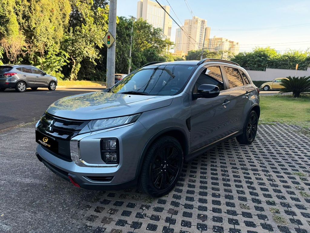 MITSUBISHI OUTLANDER SPORT