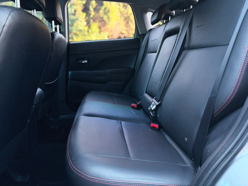MITSUBISHI OUTLANDER SPORT