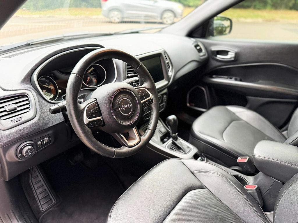 JEEP COMPASS