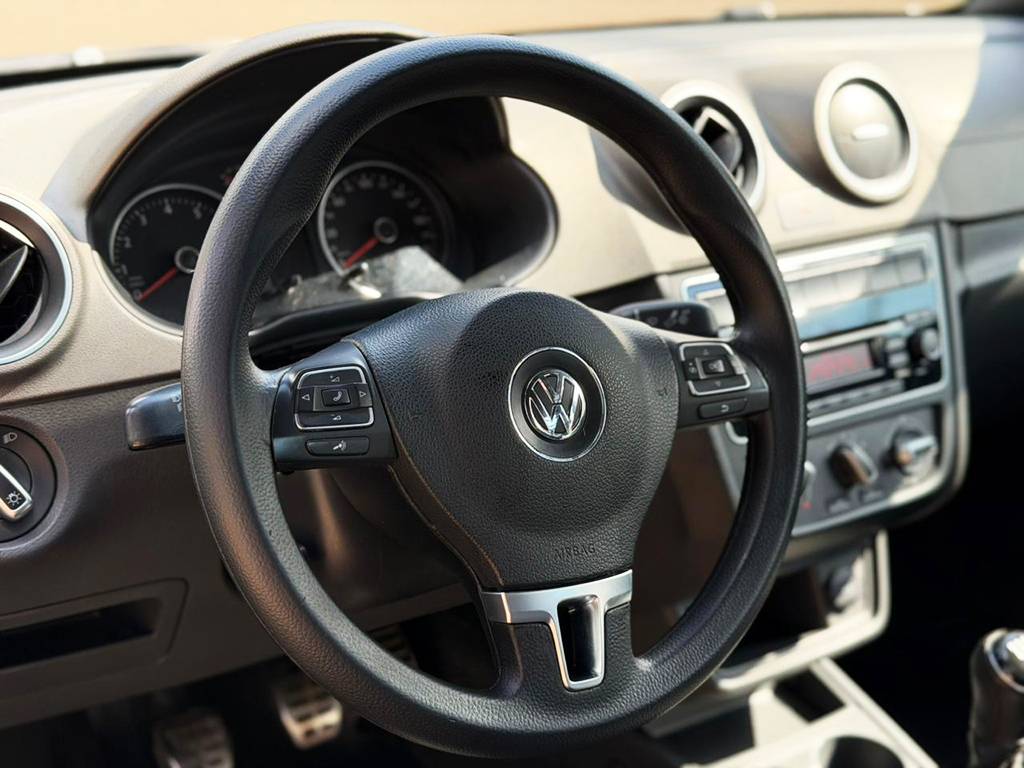 VOLKSWAGEN SAVEIRO