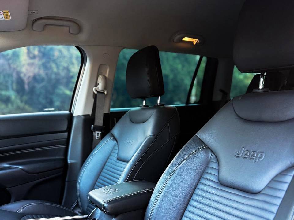JEEP COMMANDER