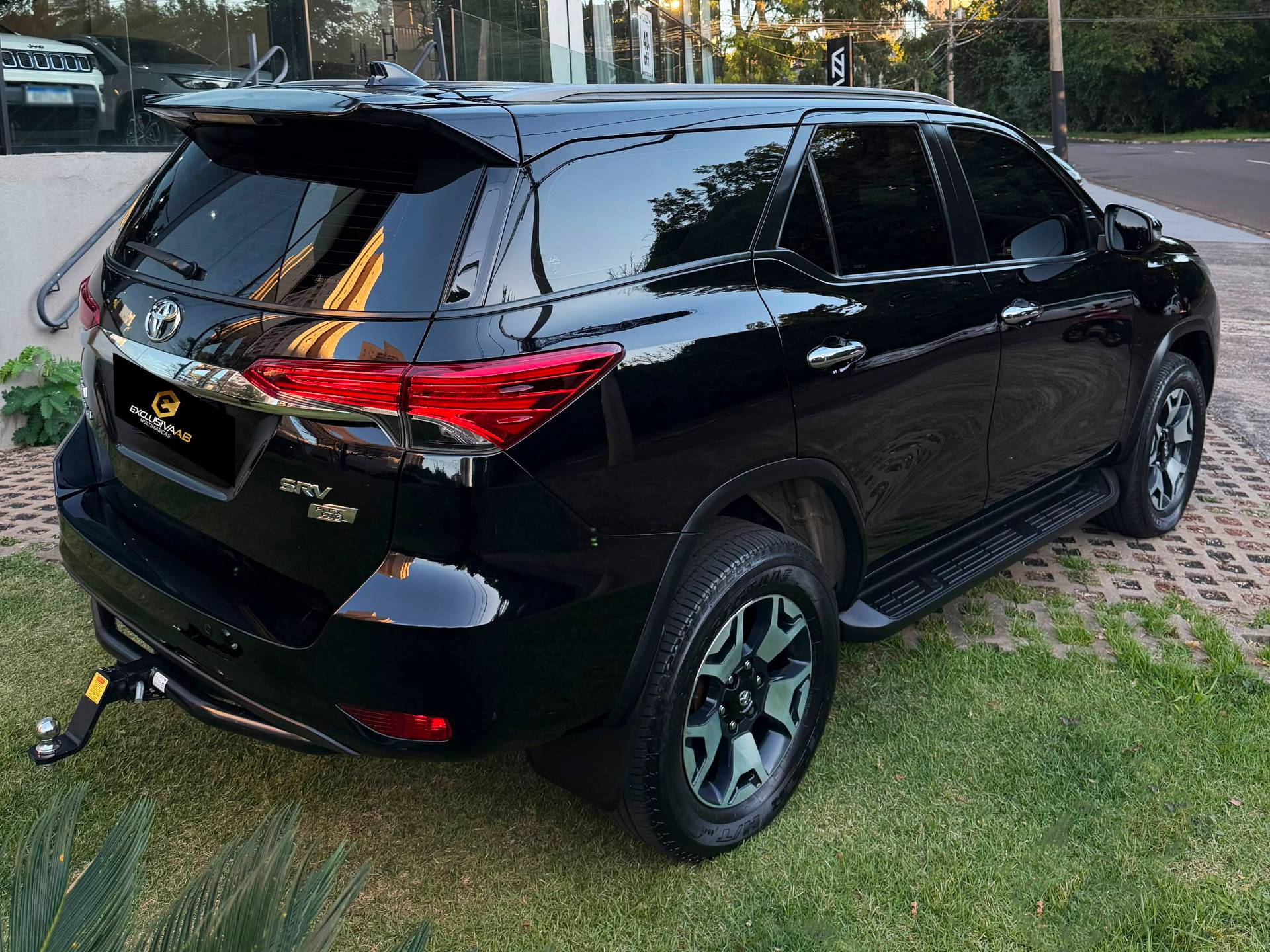 TOYOTA HILUX SW4