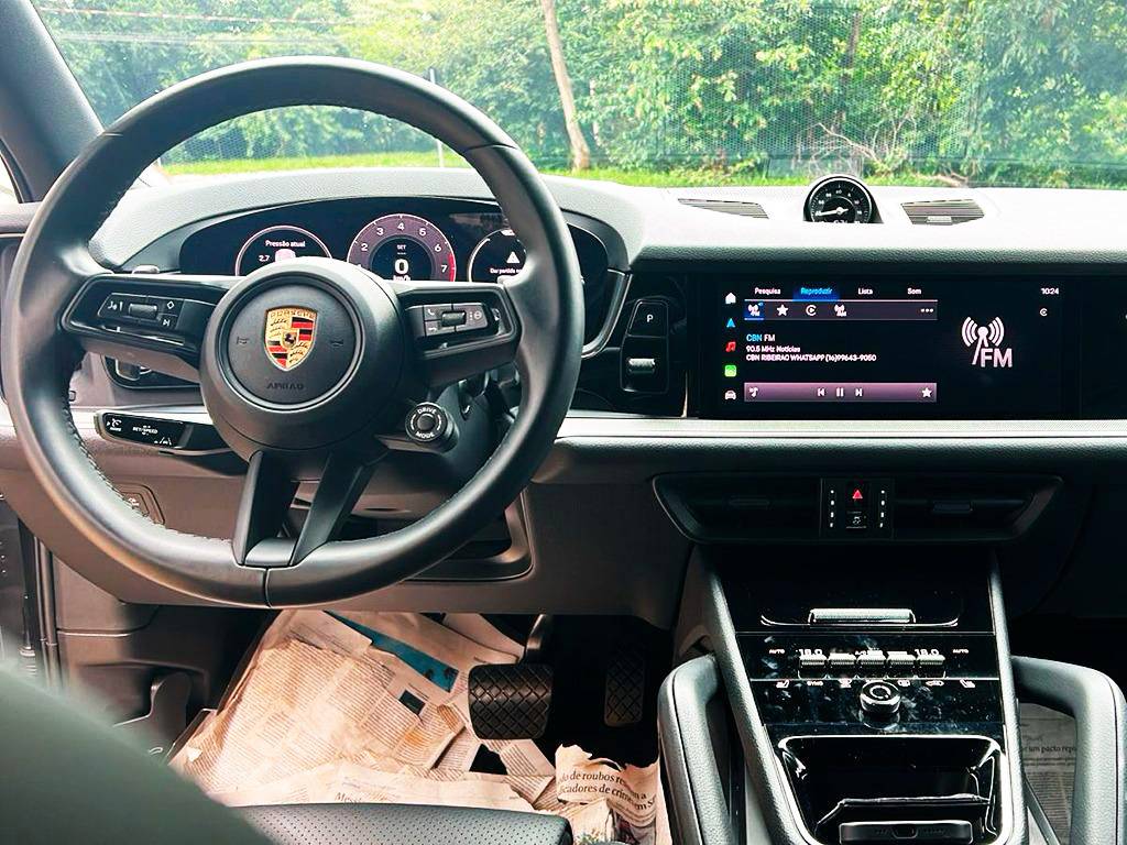 PORSCHE CAYENNE