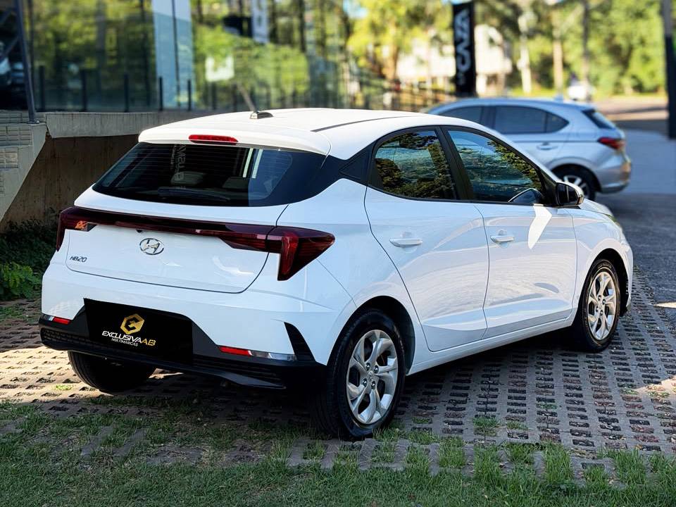 HYUNDAI HB20