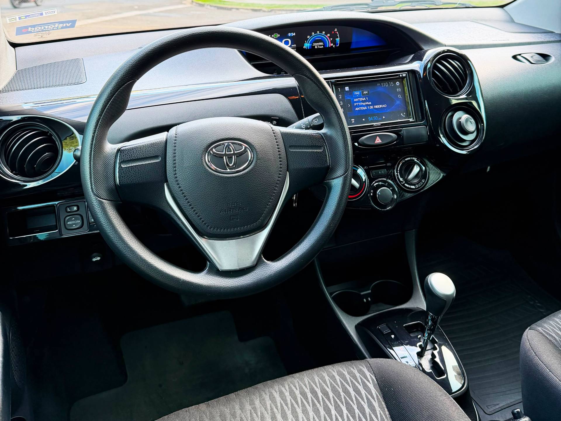 TOYOTA ETIOS