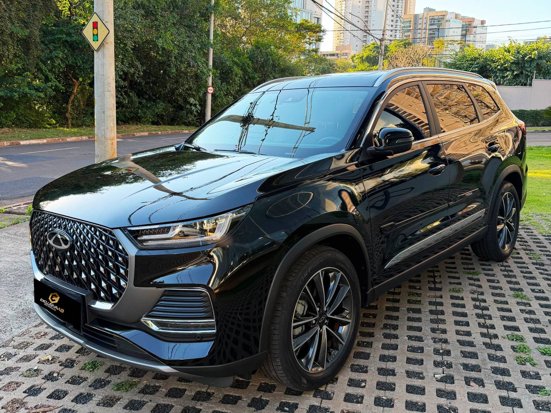 CHERY TIGGO 8