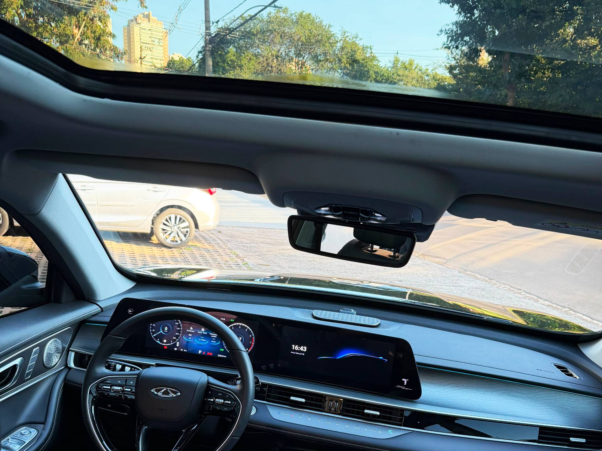 CHERY TIGGO 8