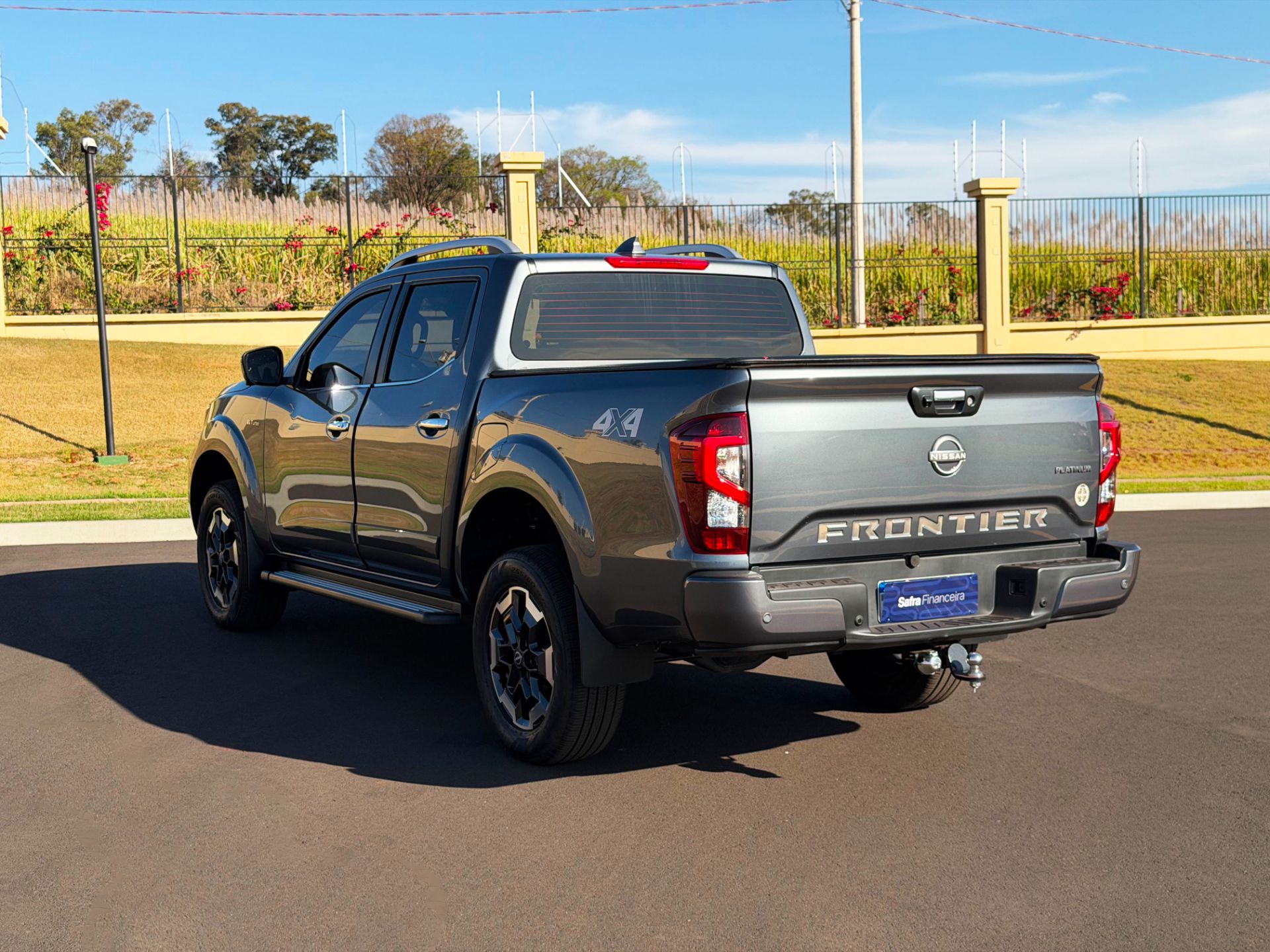 NISSAN FRONTIER