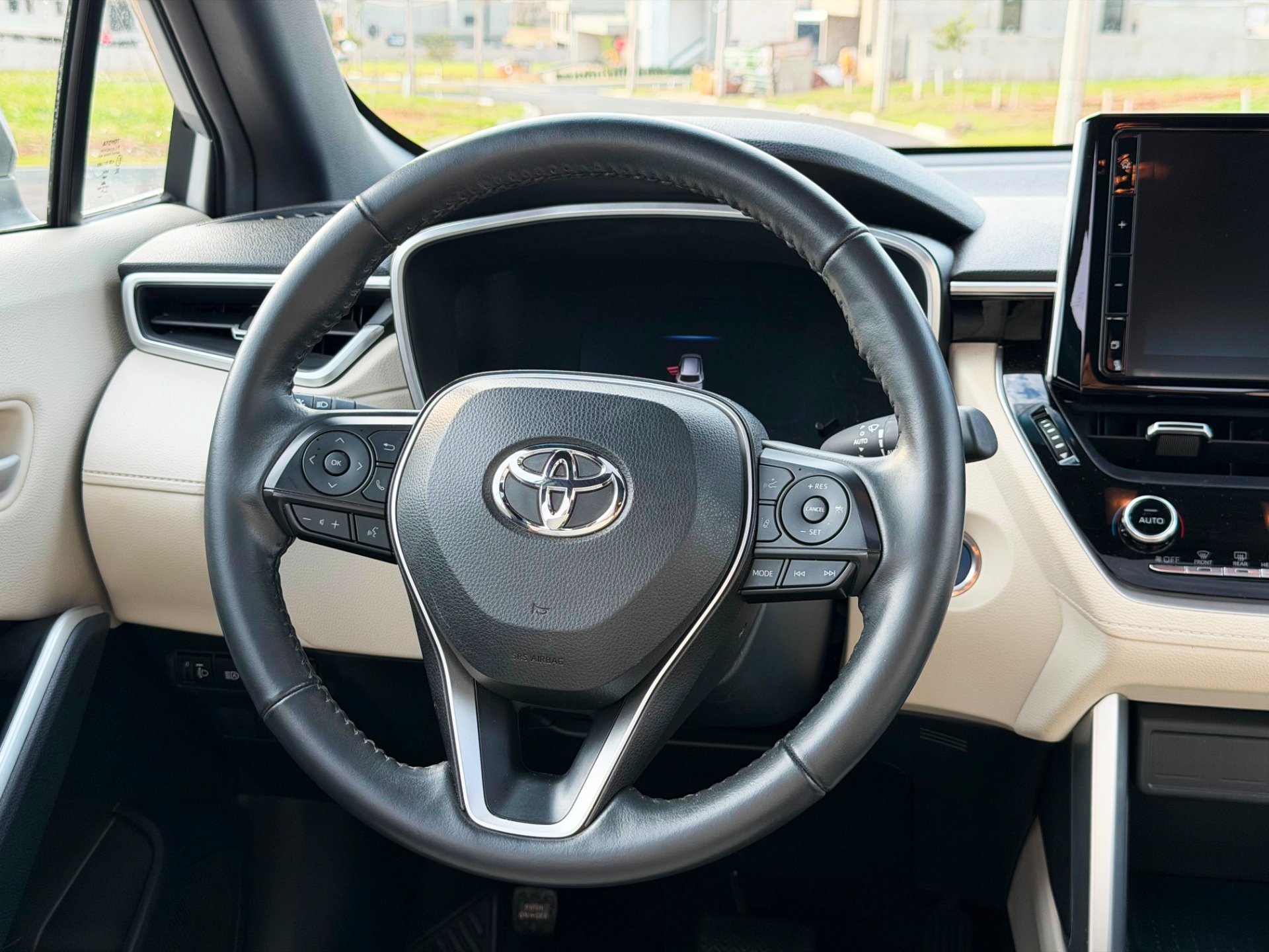 TOYOTA COROLLA CROSS