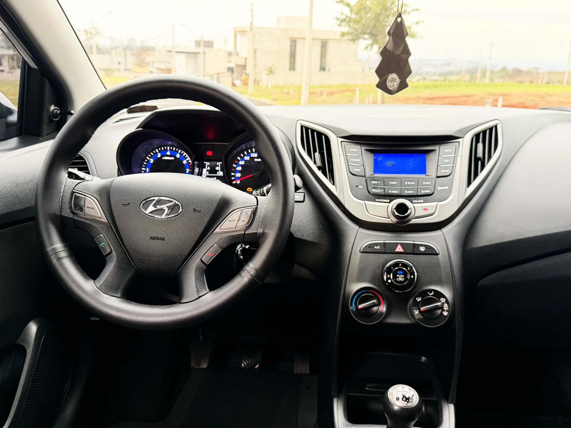 HYUNDAI HB20