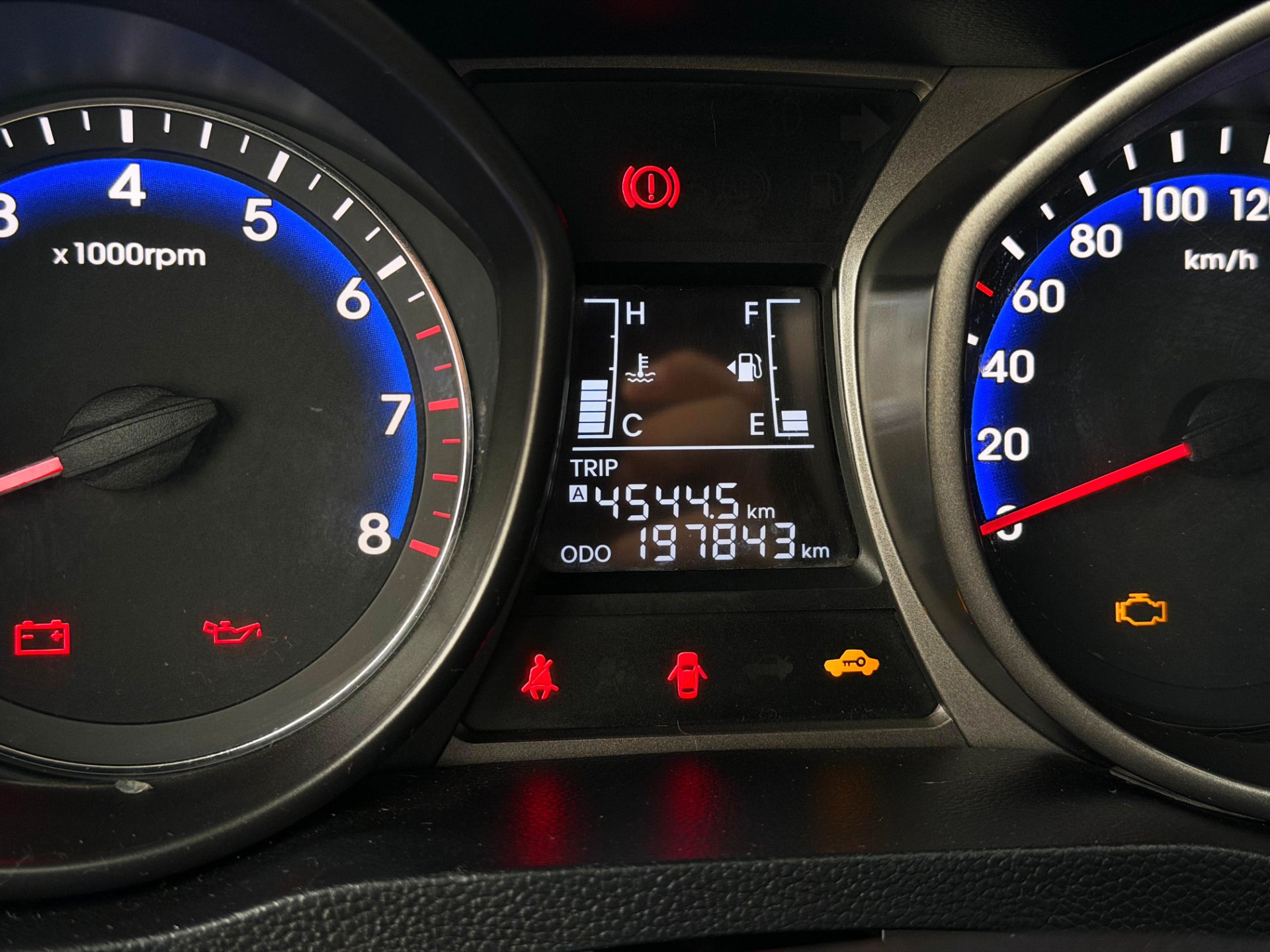 HYUNDAI HB20