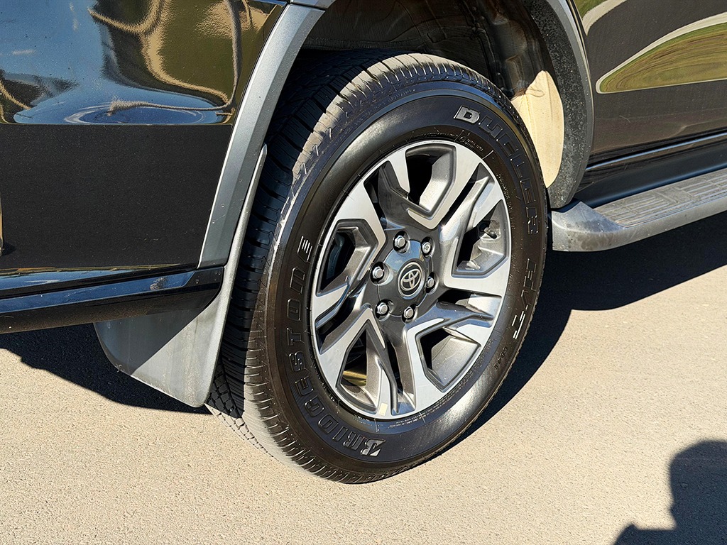 TOYOTA HILUX SW4