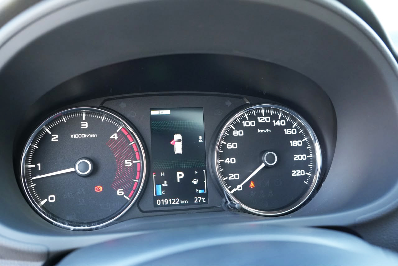 MITSUBISHI PAJERO SPORT