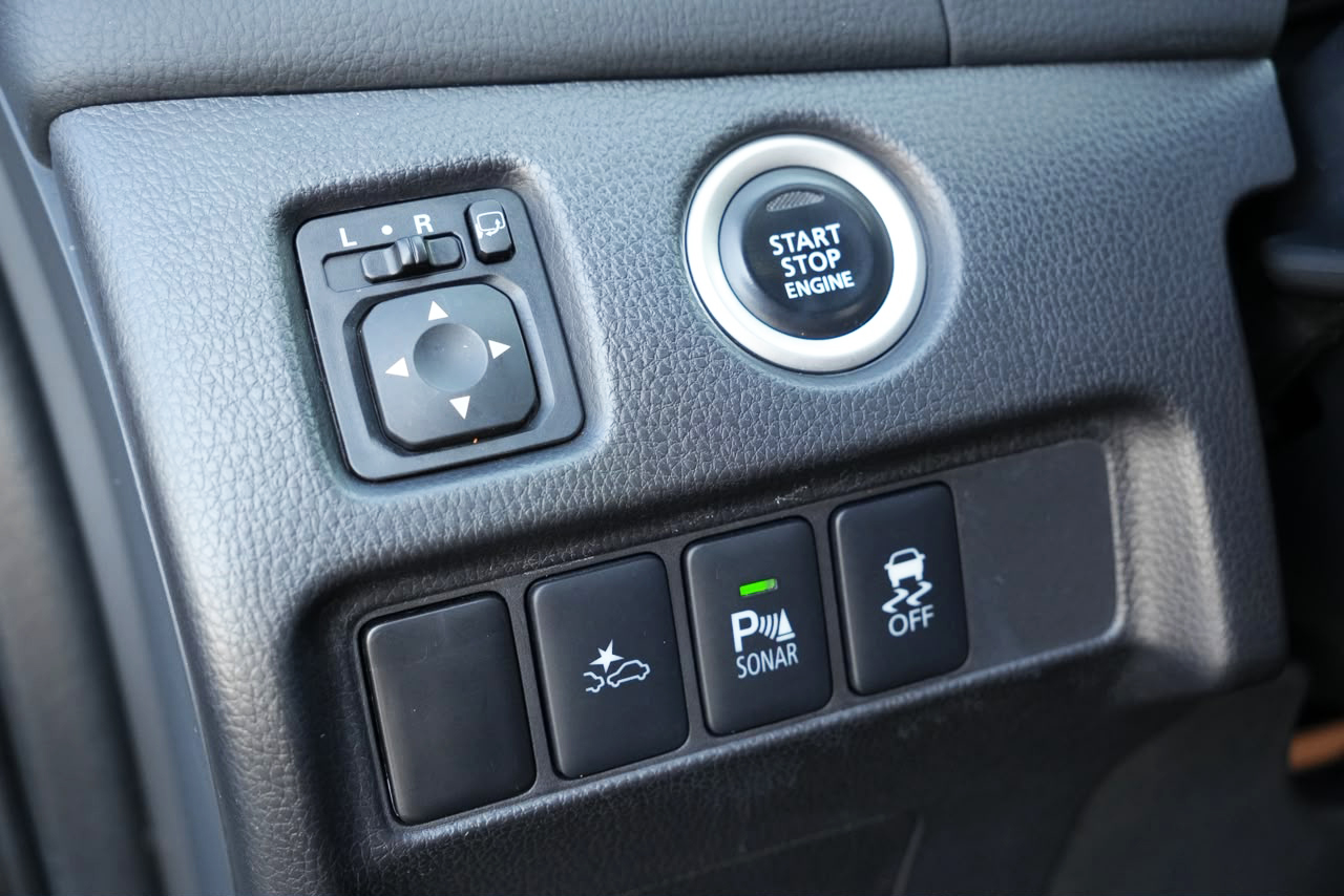 MITSUBISHI PAJERO SPORT