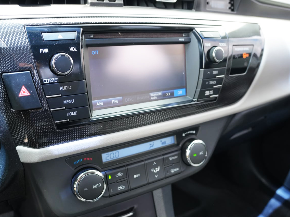 TOYOTA COROLLA