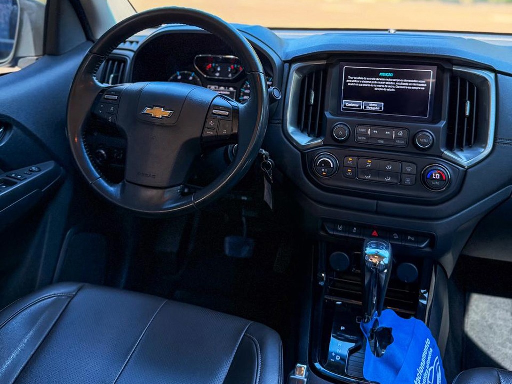 CHEVROLET S10