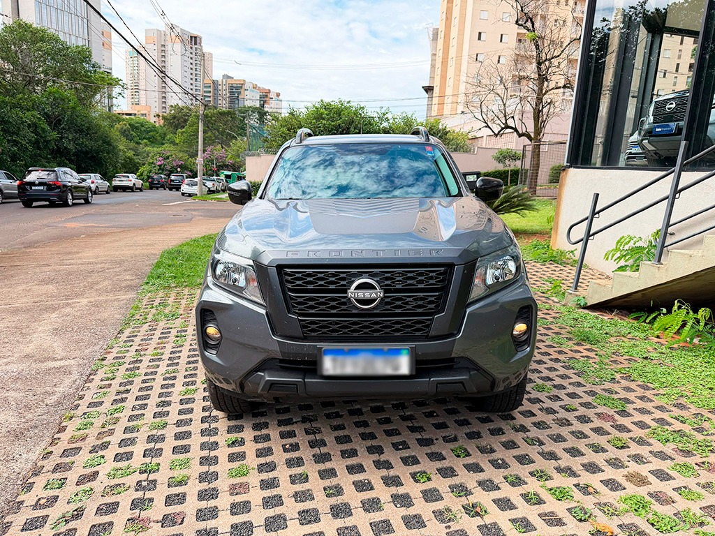 NISSAN FRONTIER
