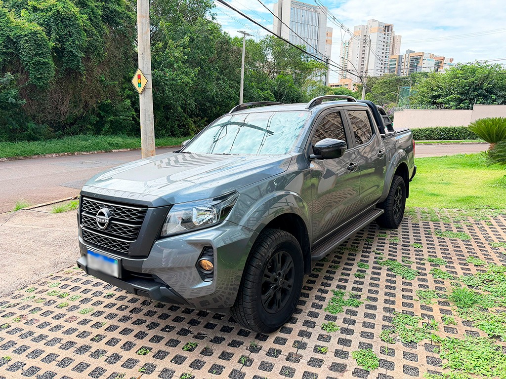 NISSAN FRONTIER