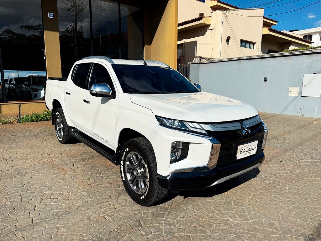 MITSUBISHI L200 TRITON