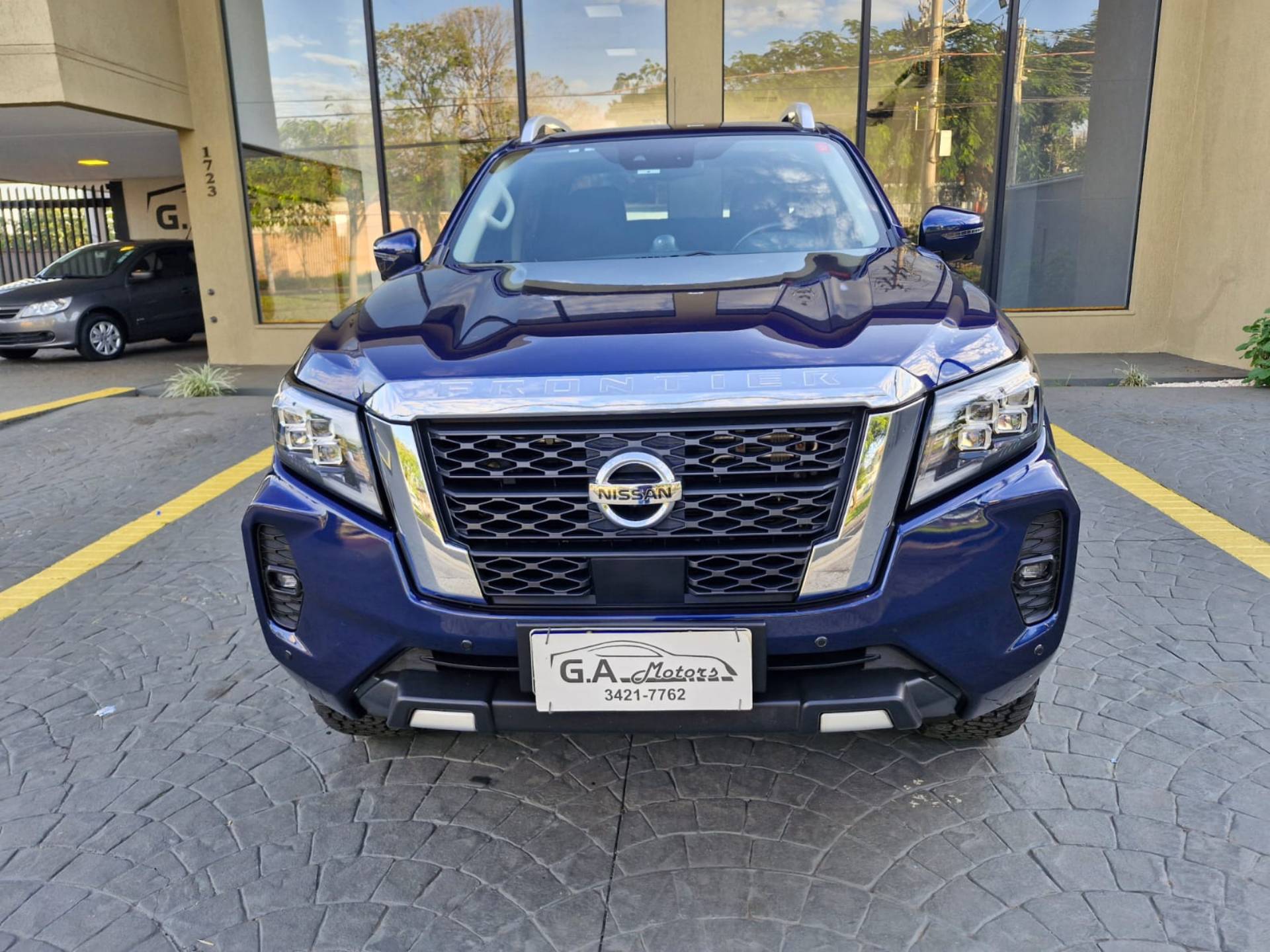 NISSAN FRONTIER